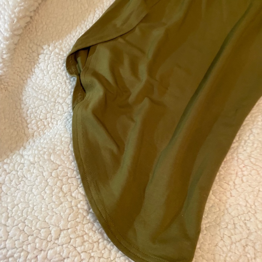 Matilda Jane olive colored size large capris.   NWT - Picture 2 of 10